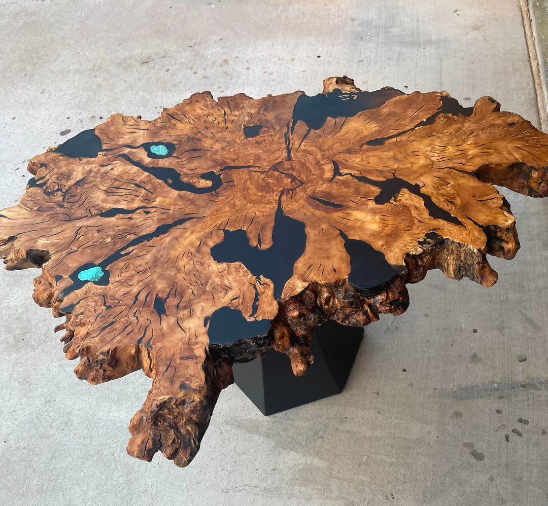 What Are The Best Hardwoods for making Resin Tables?