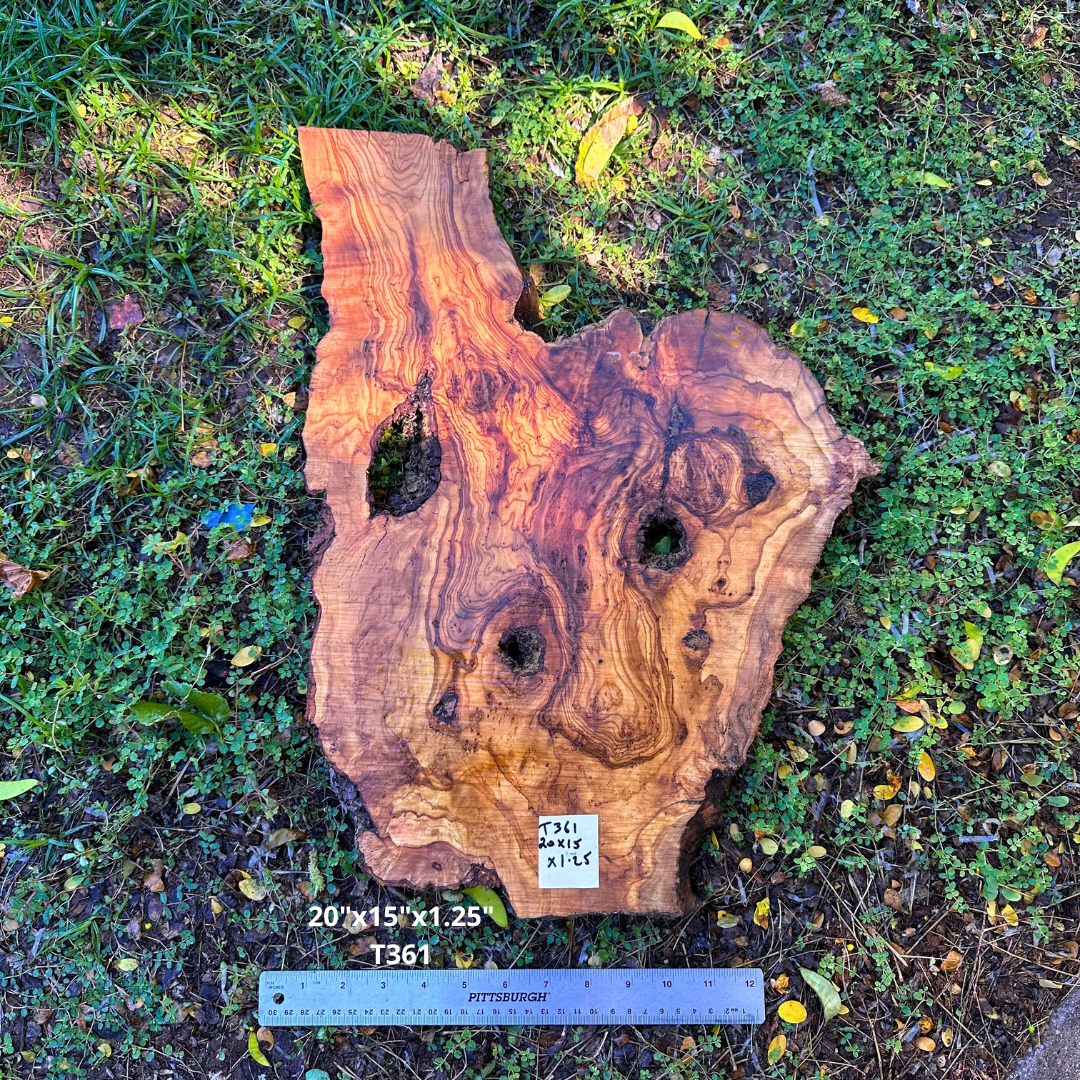 20"x15"x1.25" T361
