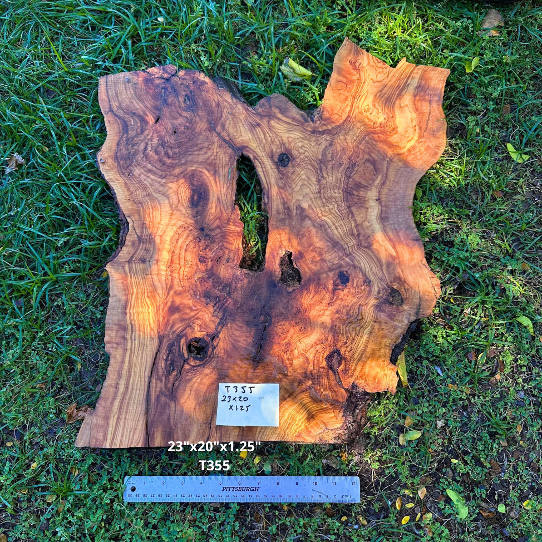 23"x20"x1.25" T355